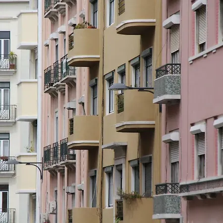 Maria Amelia | Free Indoor Parking Apartment Lisbon