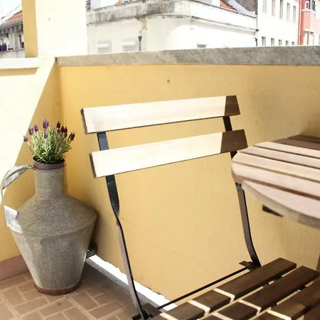 Maria Amélia | Free Indoor Parking Apartamento *